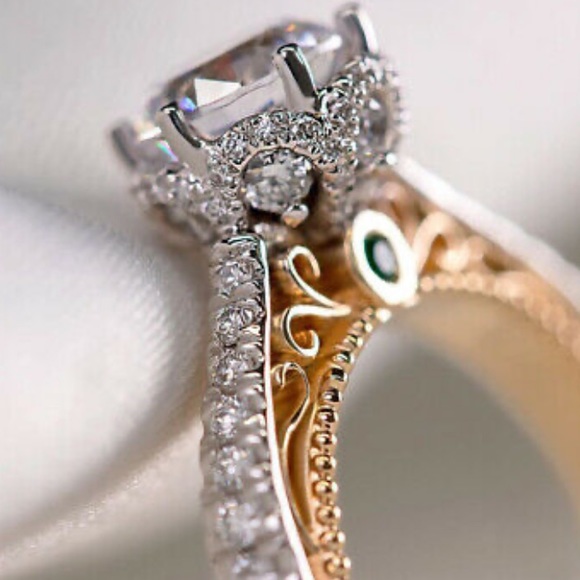 Two Tone 18k gold Plated/sterling silver Luxury Round Cut Women  Sz 6-10 - Picture 2 of 5